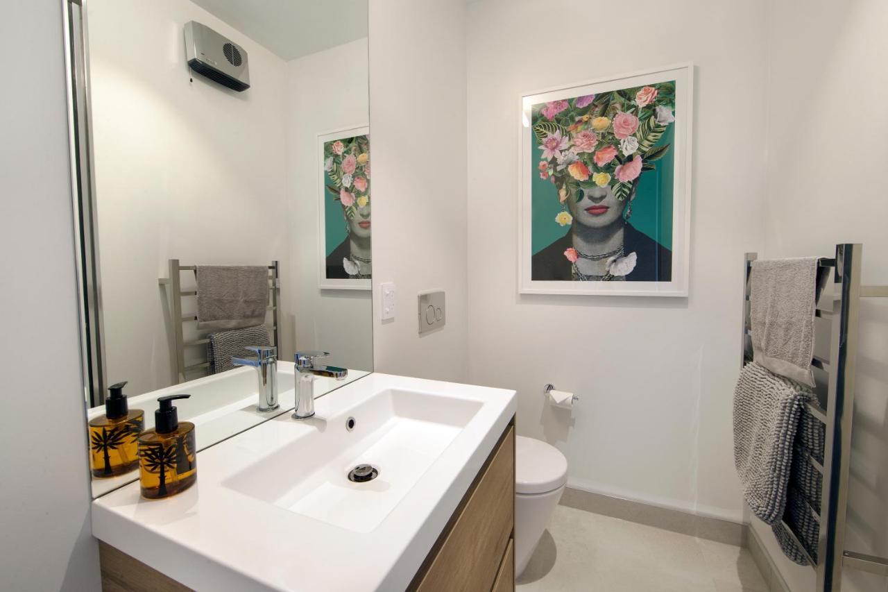 Funk In The City - Luxury Laneway Apartment With Single Garage Christchurch Extérieur photo